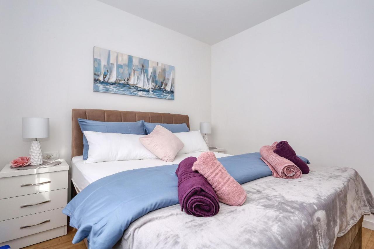 Luxury Apartment Isabell Zaton  Exteriör bild