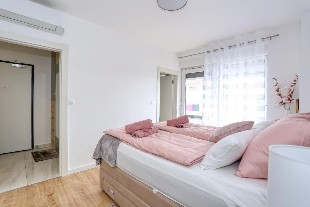 Luxury Apartment Isabell Zaton  Exteriör bild
